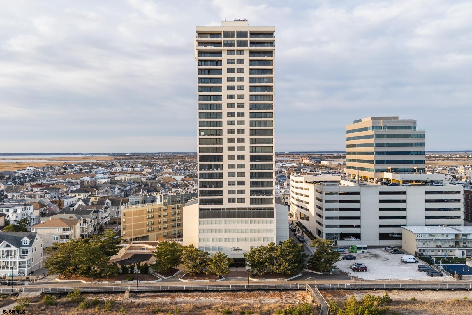 3851 Boardwalk Unit: 2212