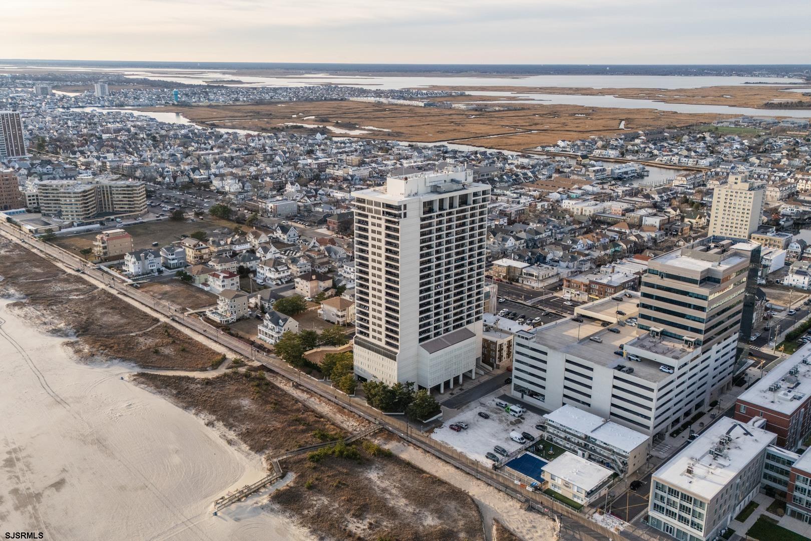 3851 Boardwalk Unit: 2212