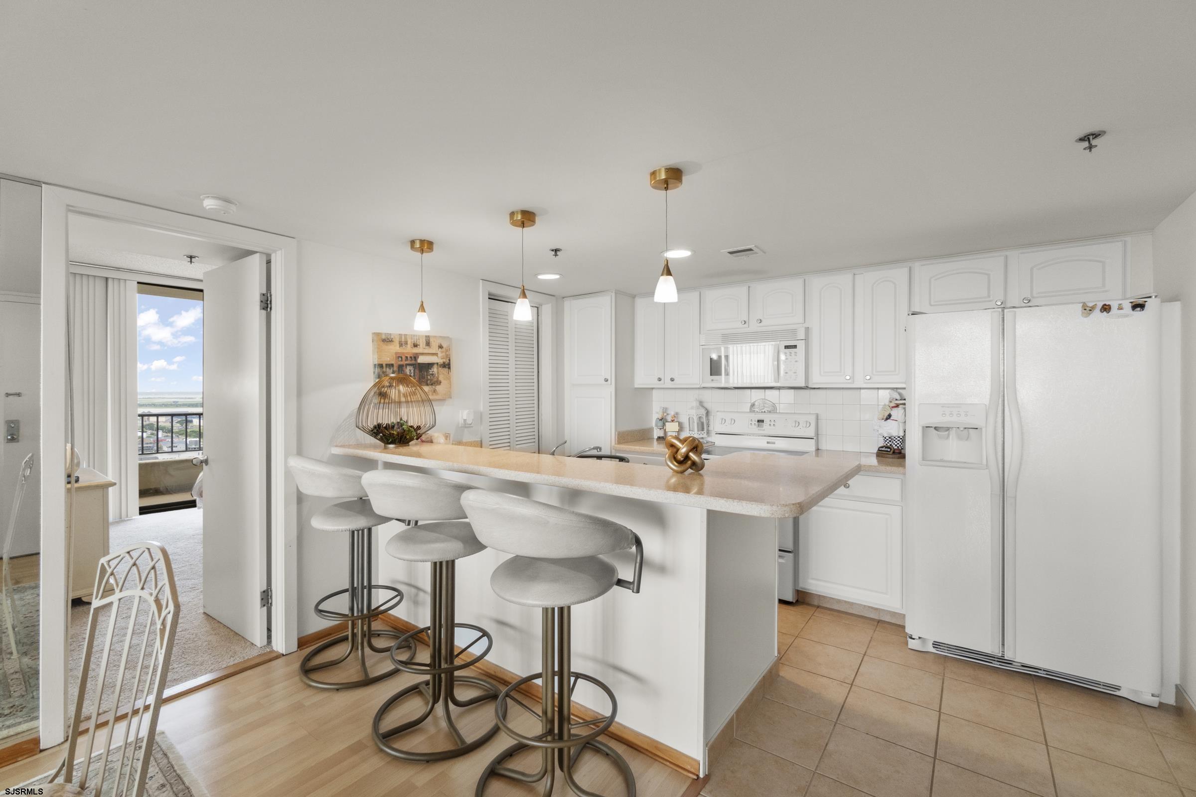 3851 Boardwalk Unit: 2212