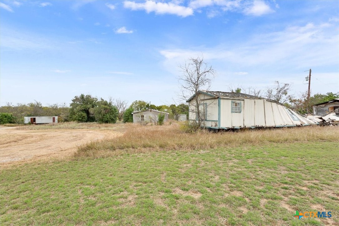 2093 Fm 1670