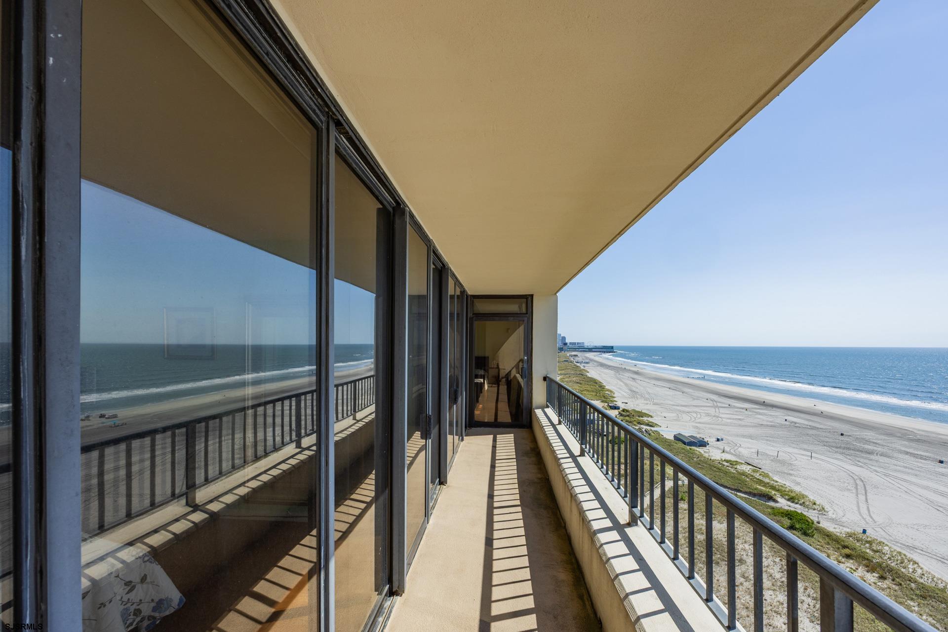 3851 Boardwalk Unit: 1502