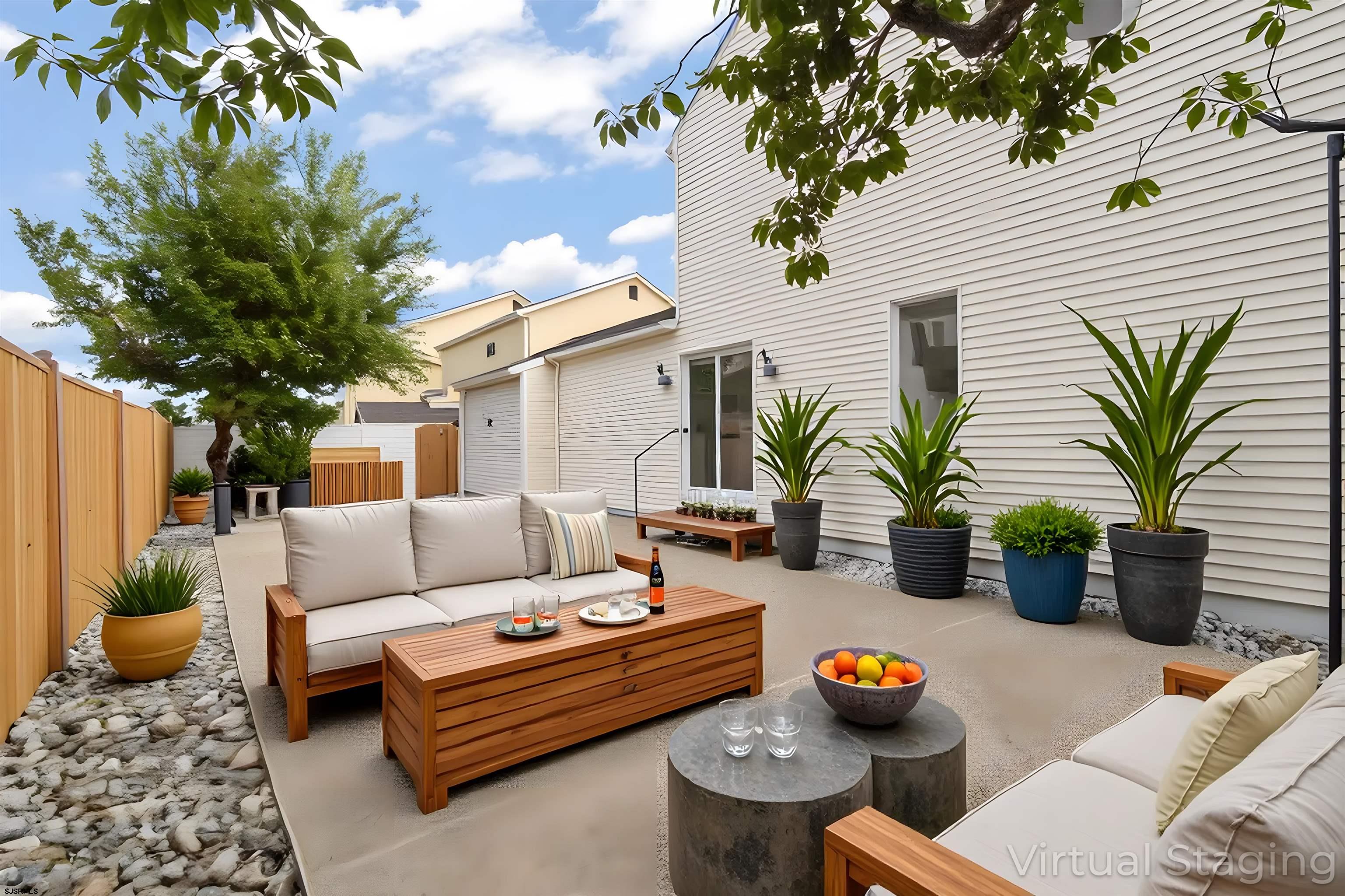 811 N Burghley Ave Ave