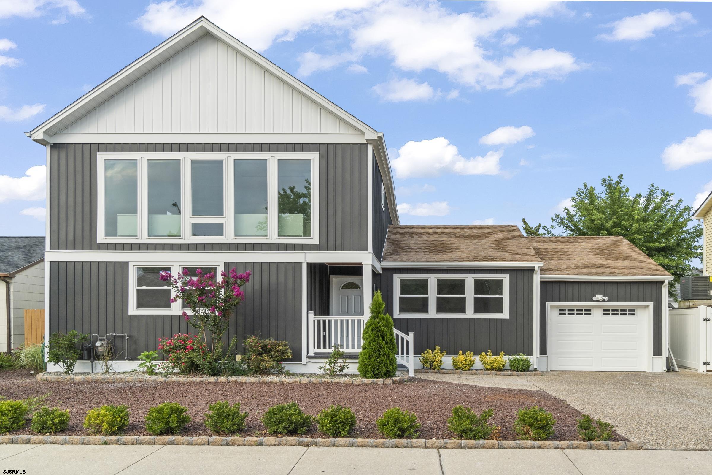 811 N Burghley Ave Ave