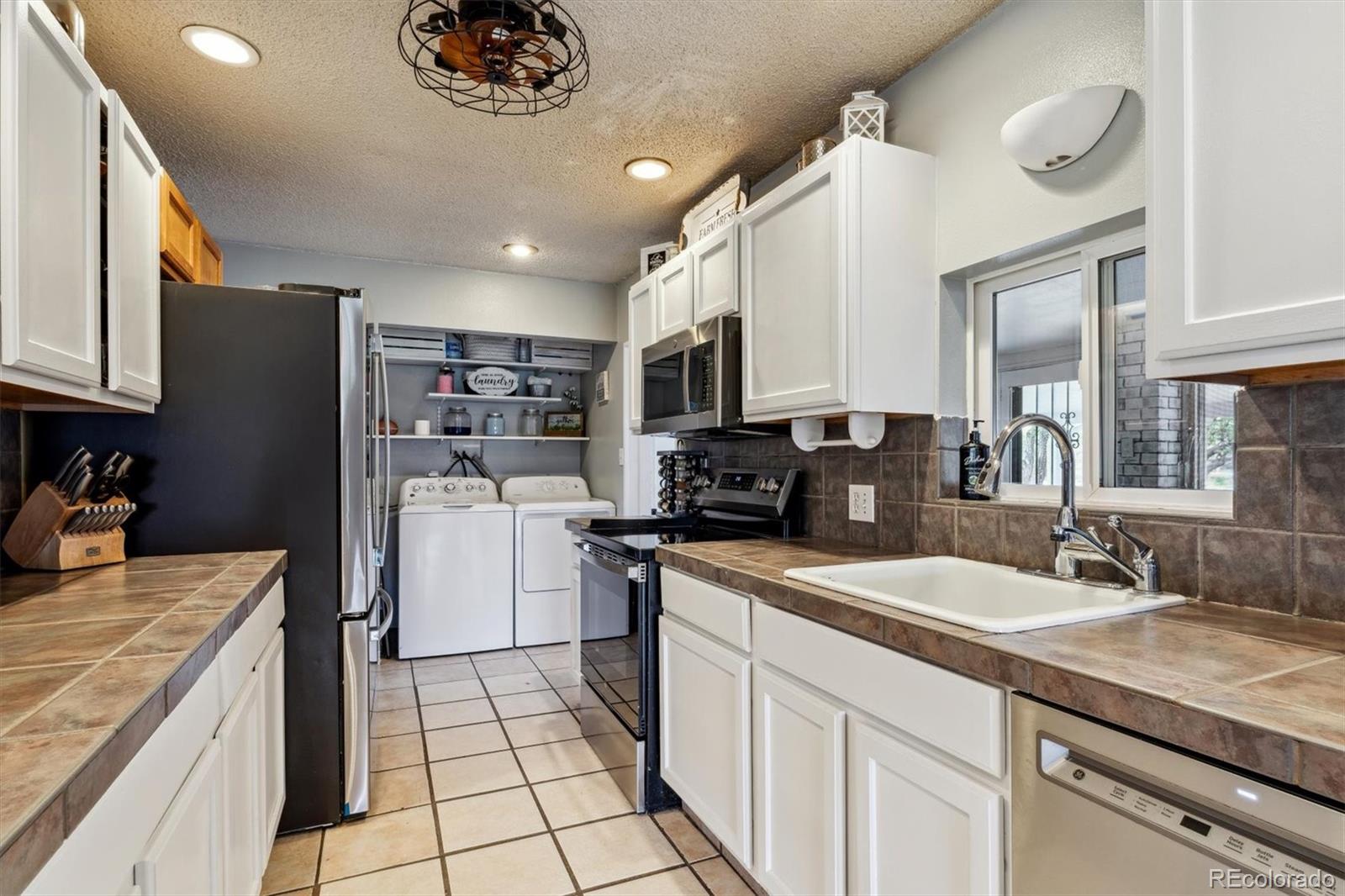 3559 Meadow Lane