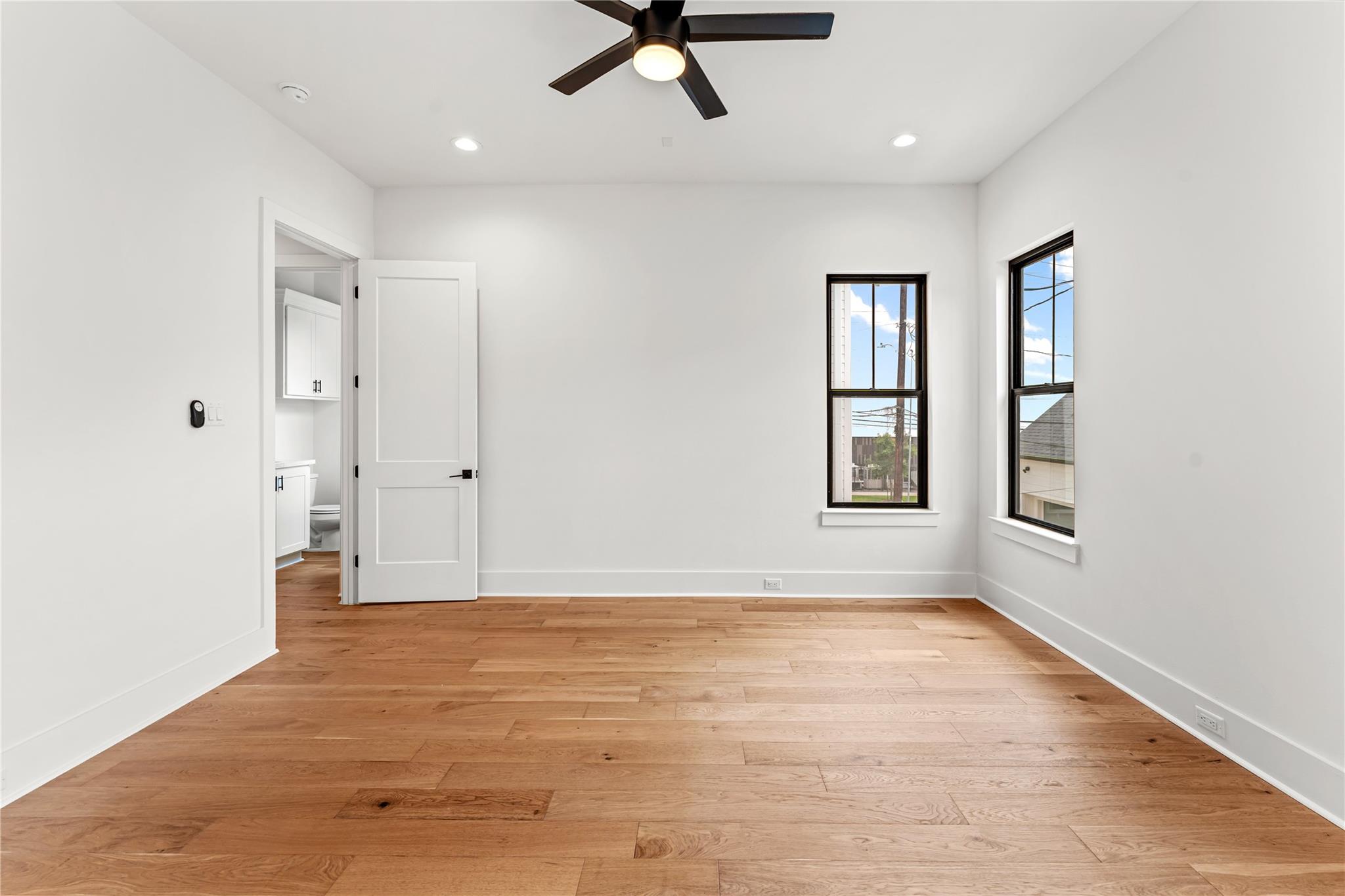 515 E 4th Street