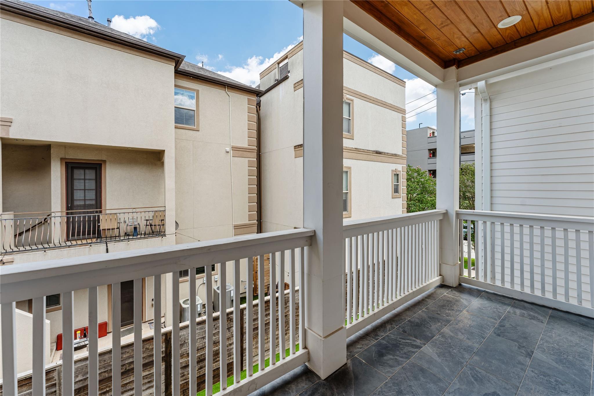515 E 4th Street