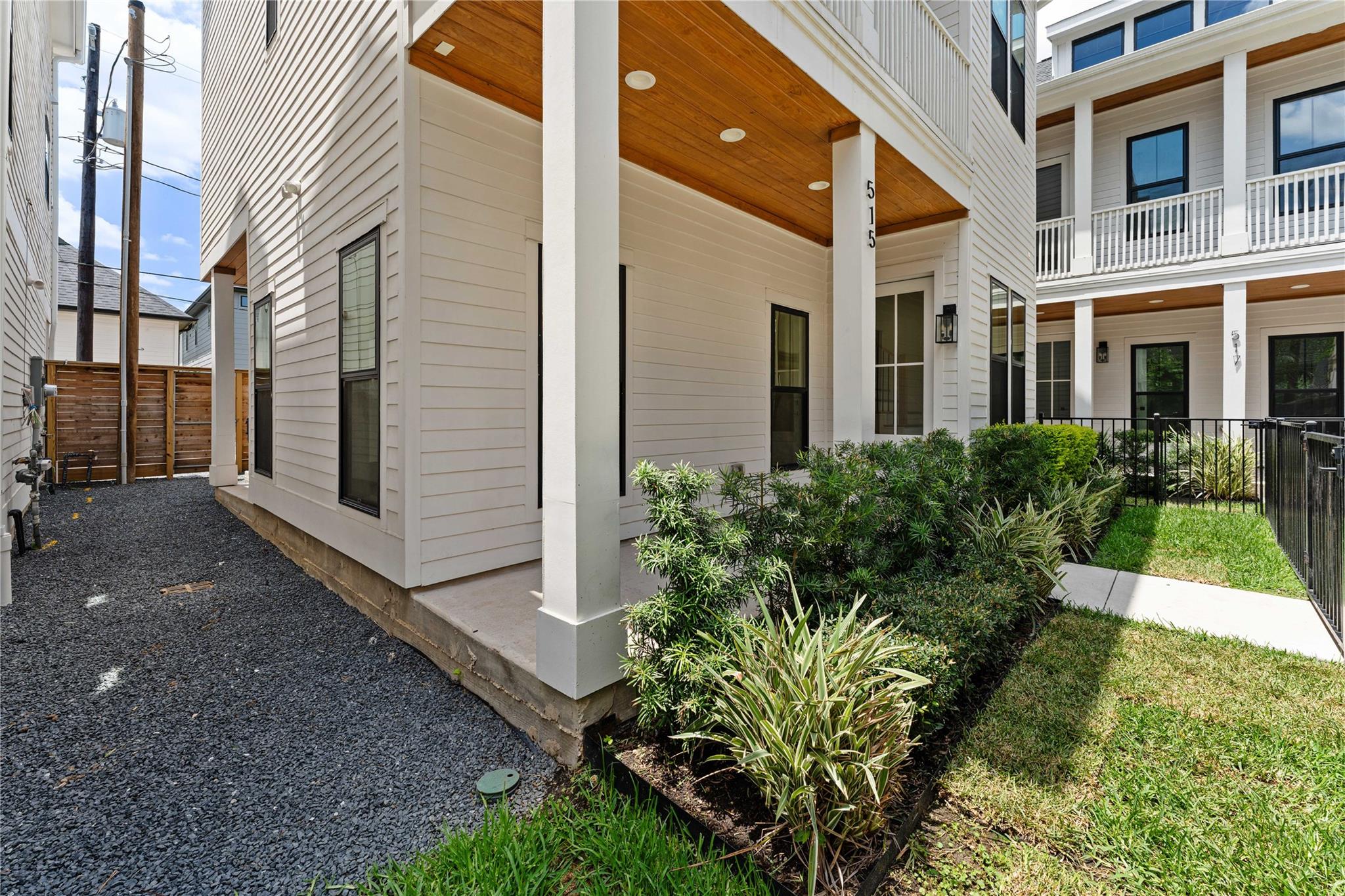 515 E 4th Street