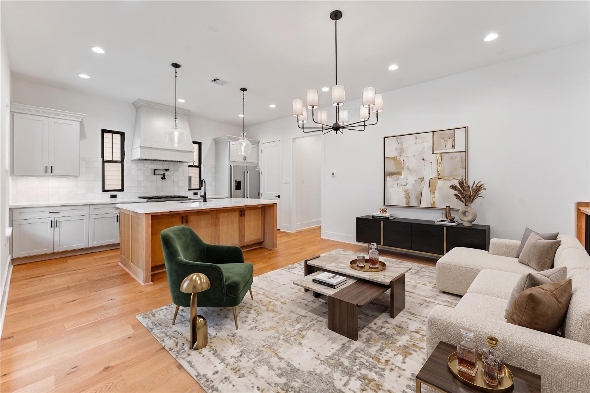 515 E 4th Street