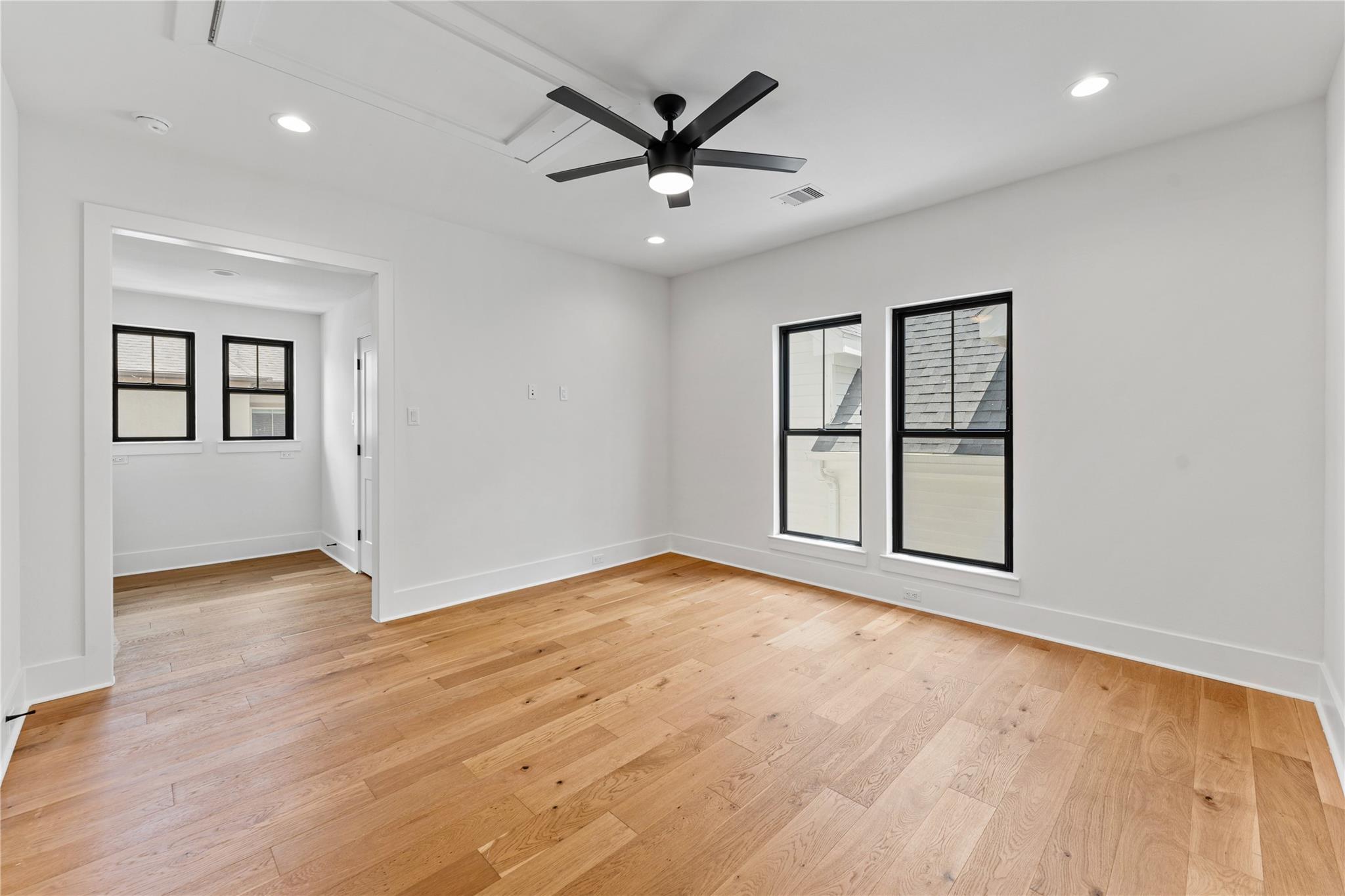 515 E 4th Street