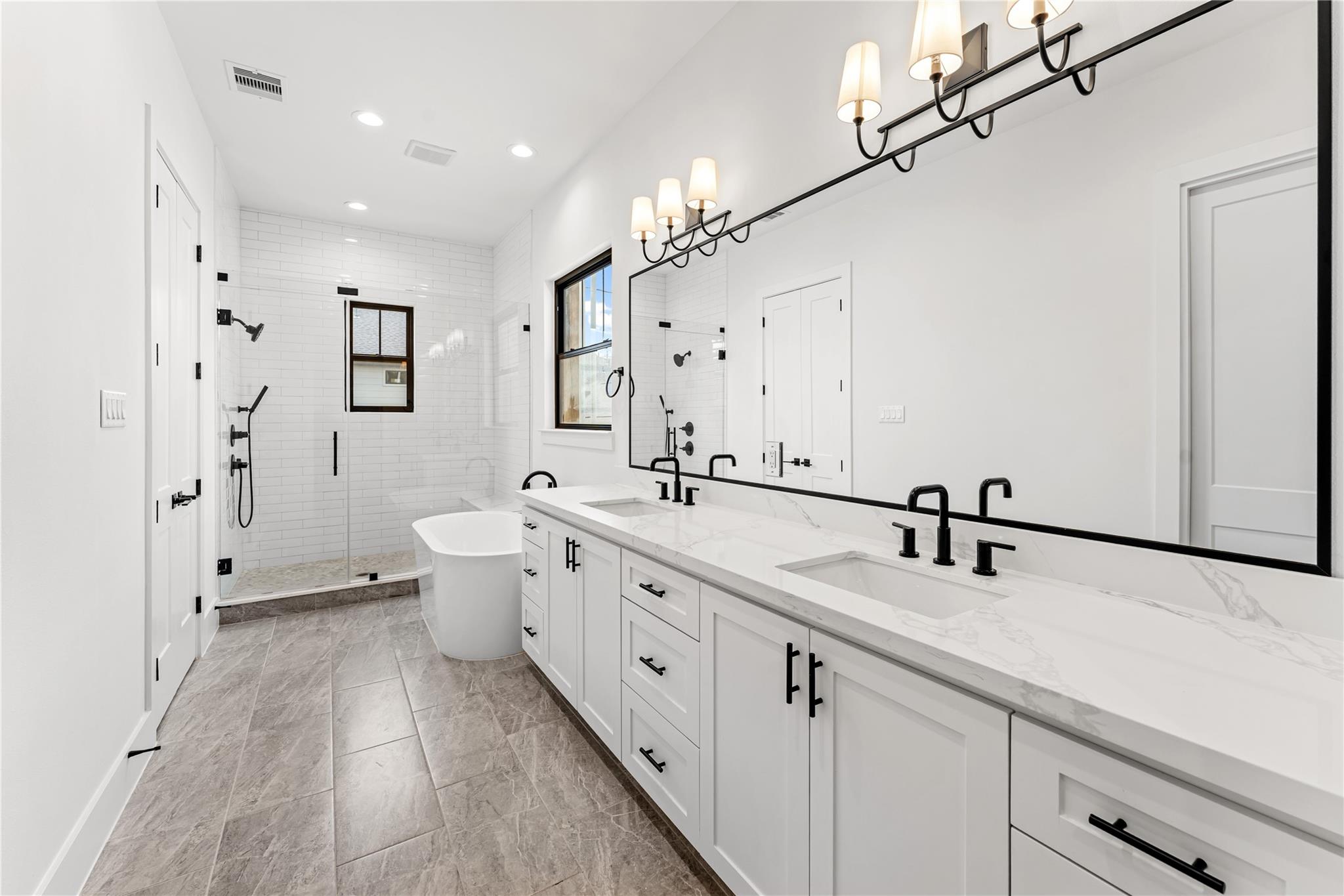 515 E 4th Street