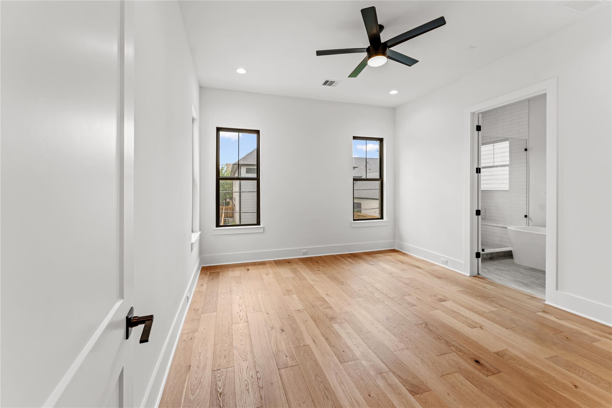 515 E 4th Street
