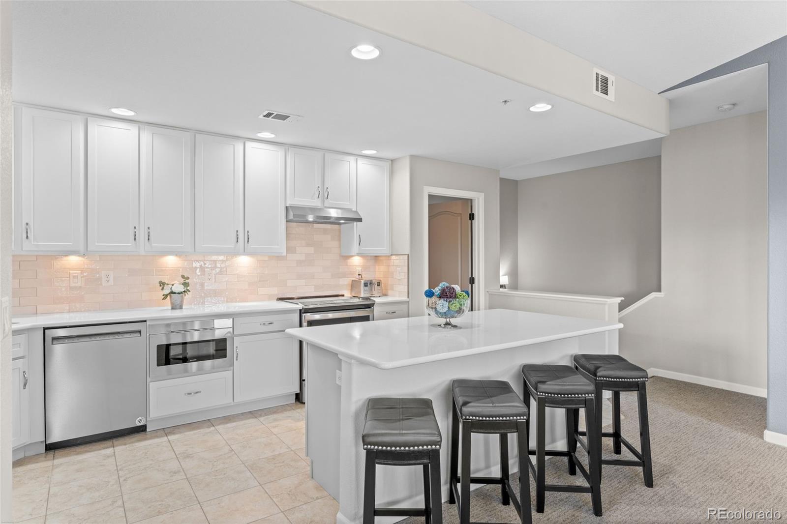 6262 Kilmer Loop Unit: 203