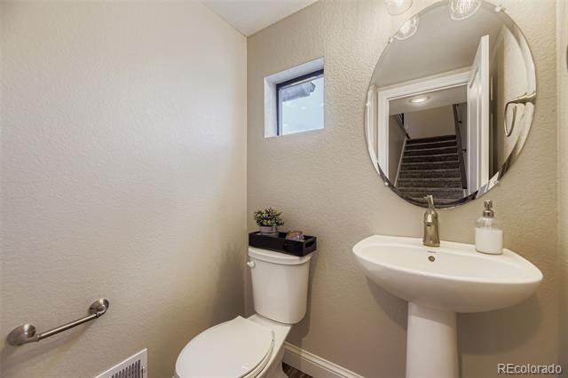 1990 S Holly Street Unit: 3