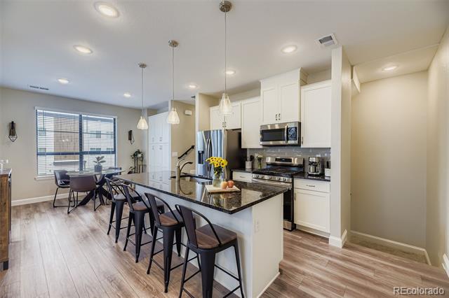 1990 S Holly Street Unit: 3