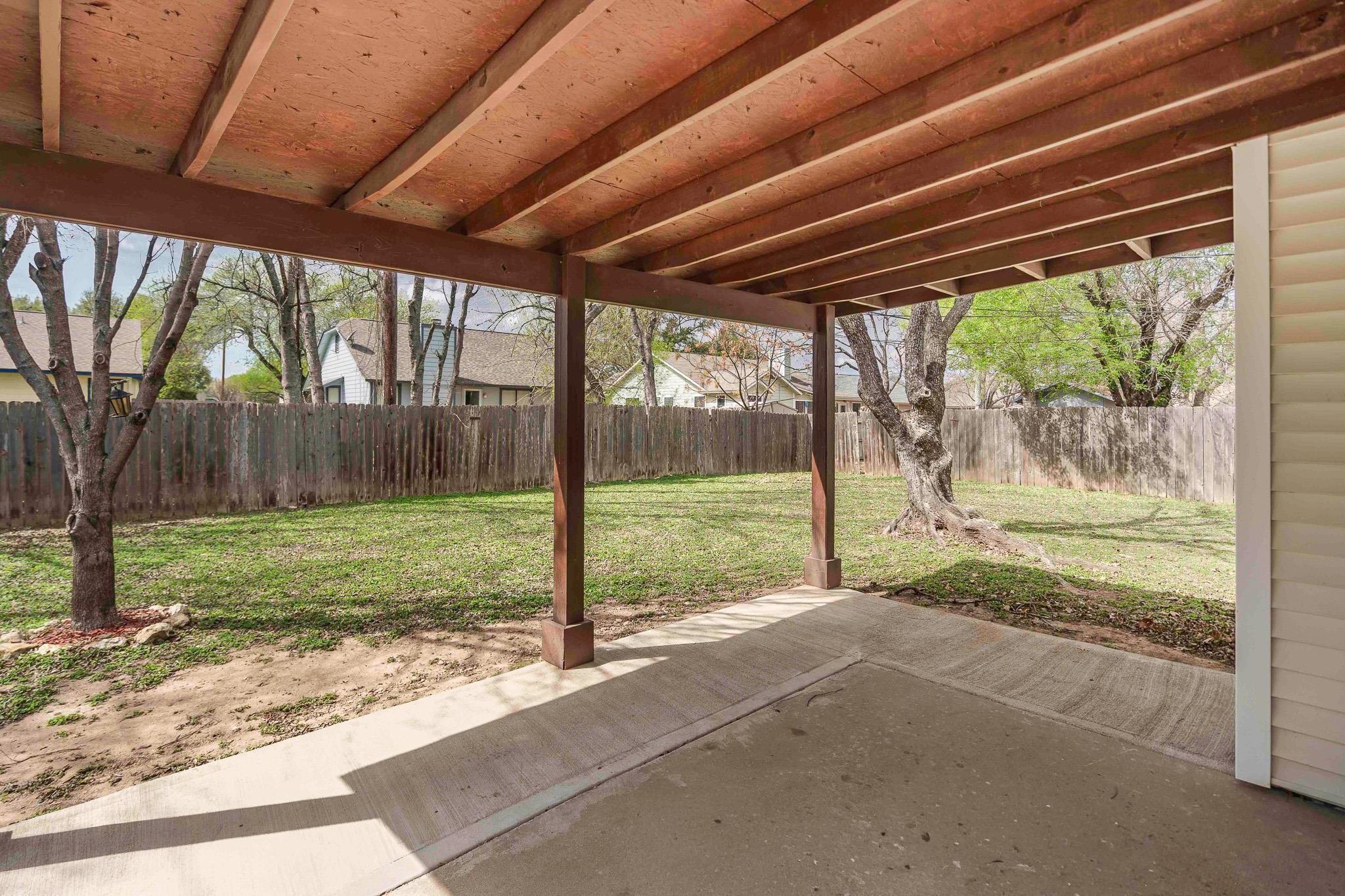 1910 Andover DR