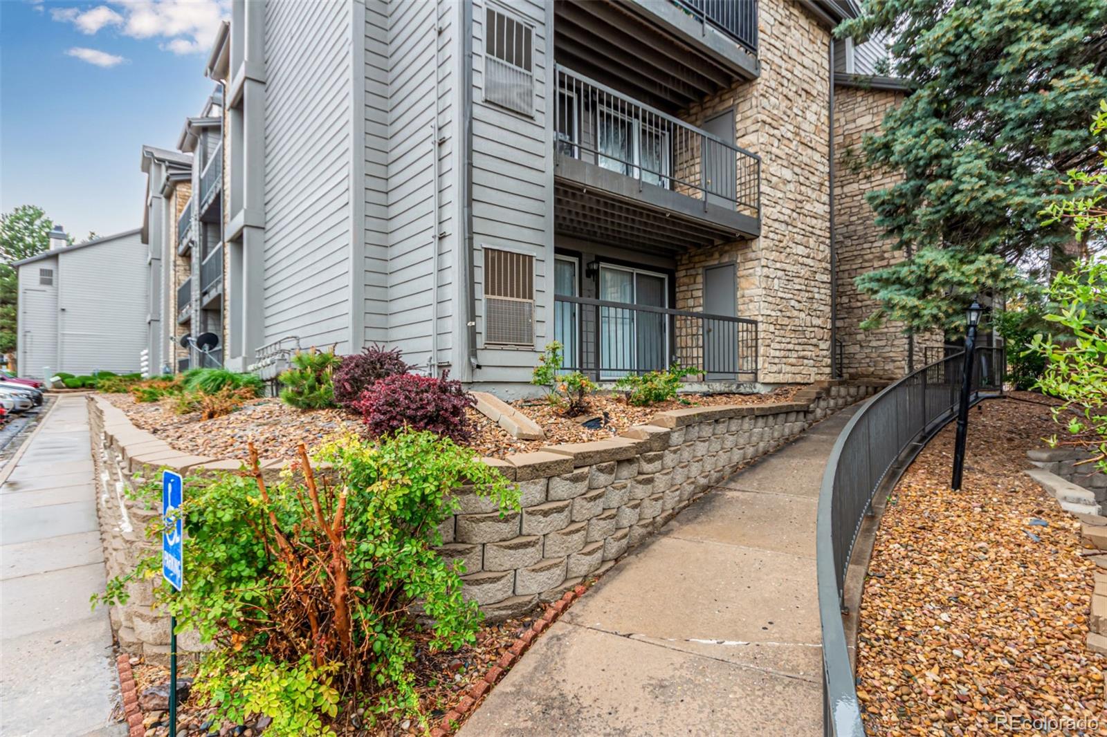 2575 S Syracuse Way Unit: B101