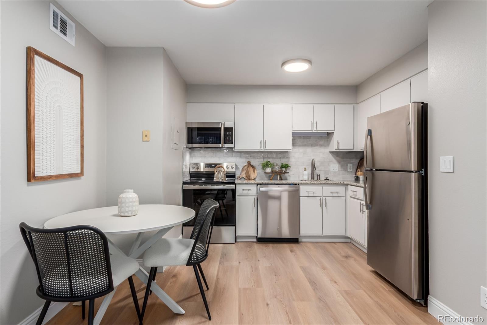2575 S Syracuse Way Unit: B101