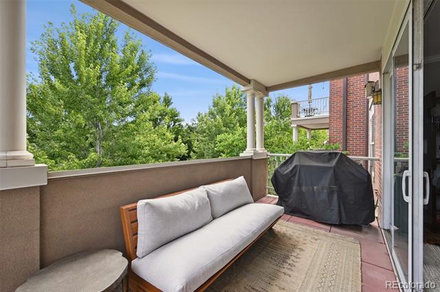 111 S Monroe Street Unit: B203