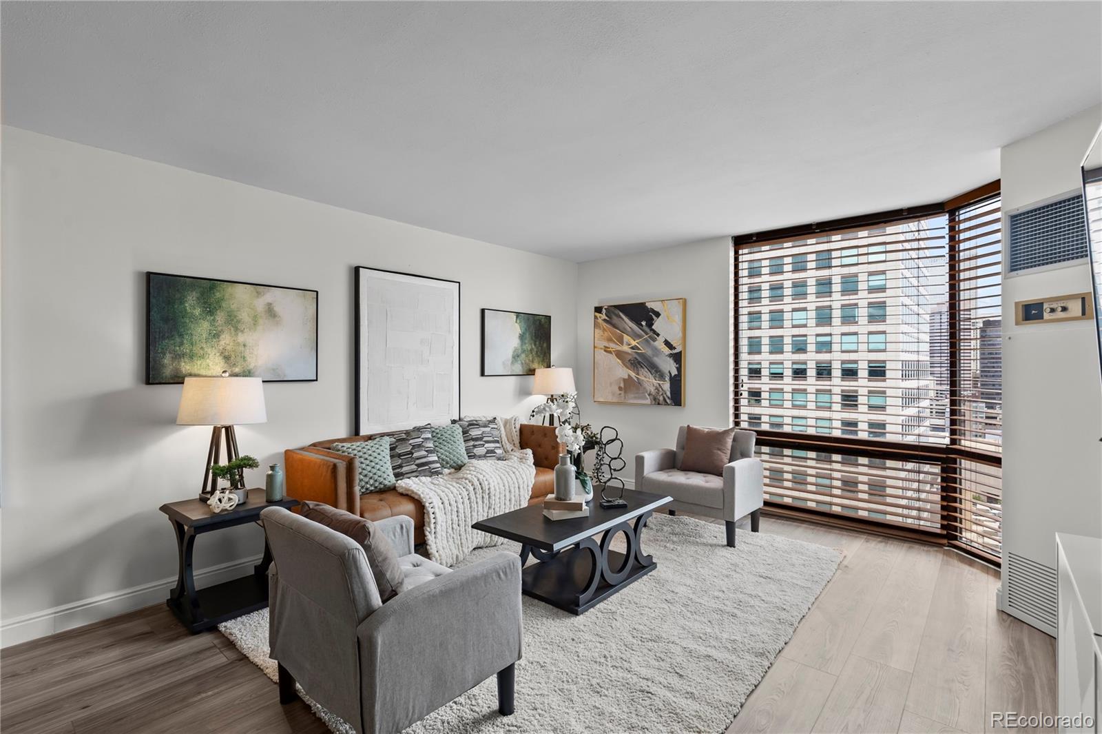 1625 Larimer Street Unit: 2104