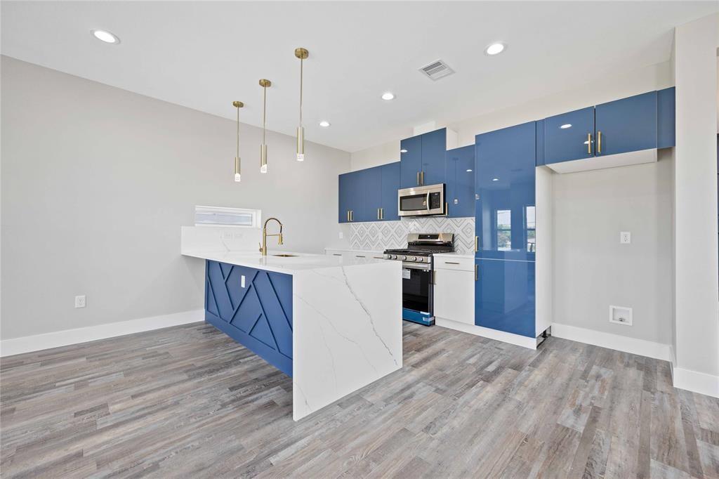 2118 Dan Street