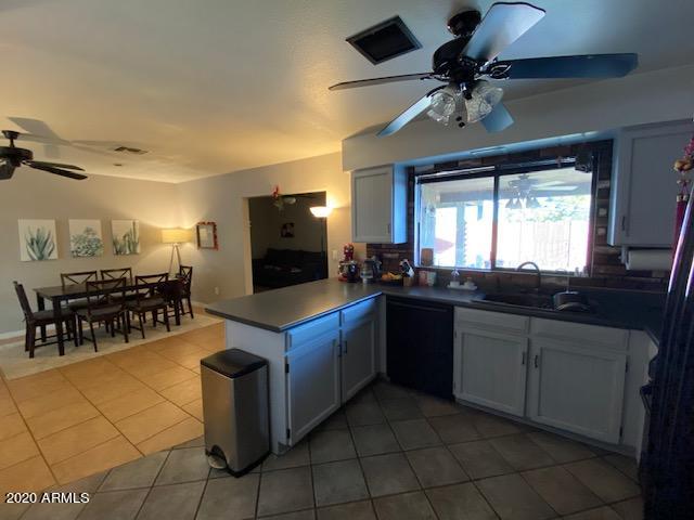 2108 W HERMOSA Drive