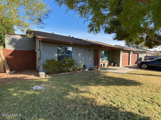 2108 W HERMOSA Drive