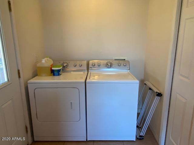 2108 W HERMOSA Drive