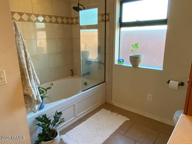 2108 W HERMOSA Drive