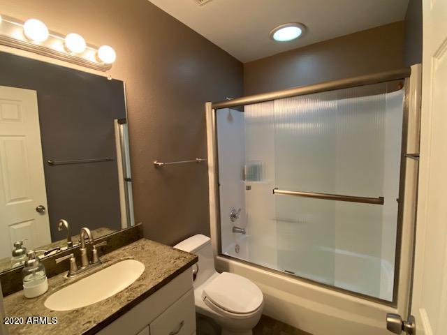 2108 W HERMOSA Drive