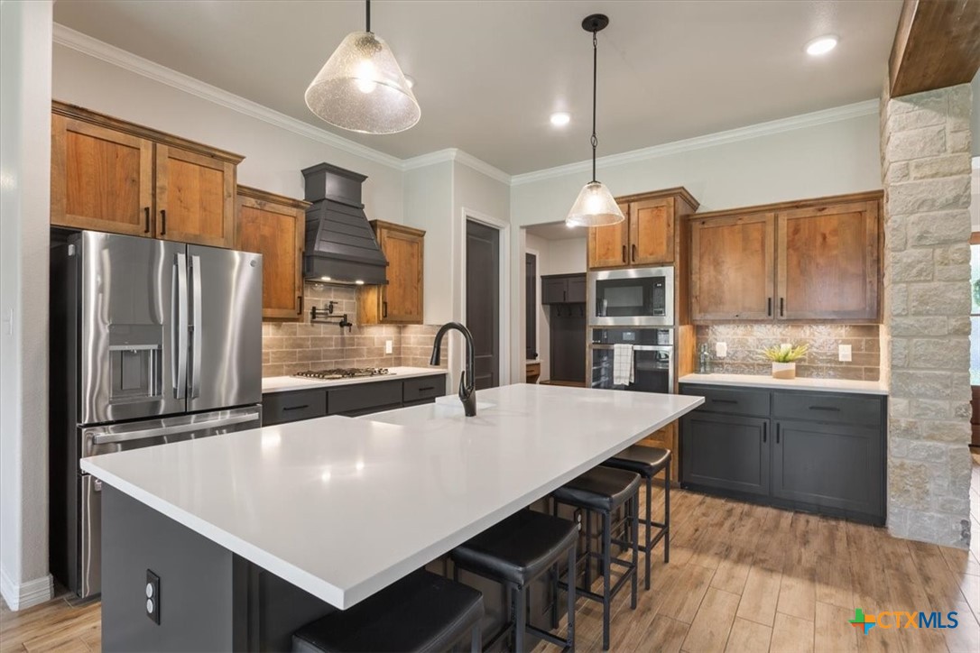 5017 Bella Charca Parkway