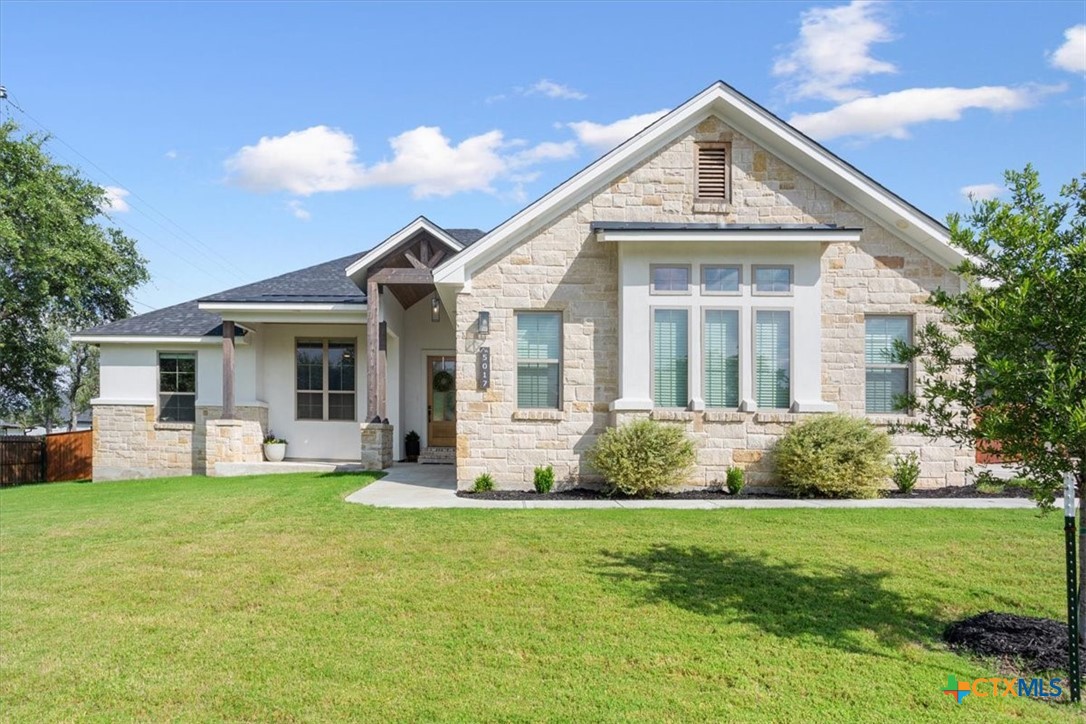 5017 Bella Charca Parkway