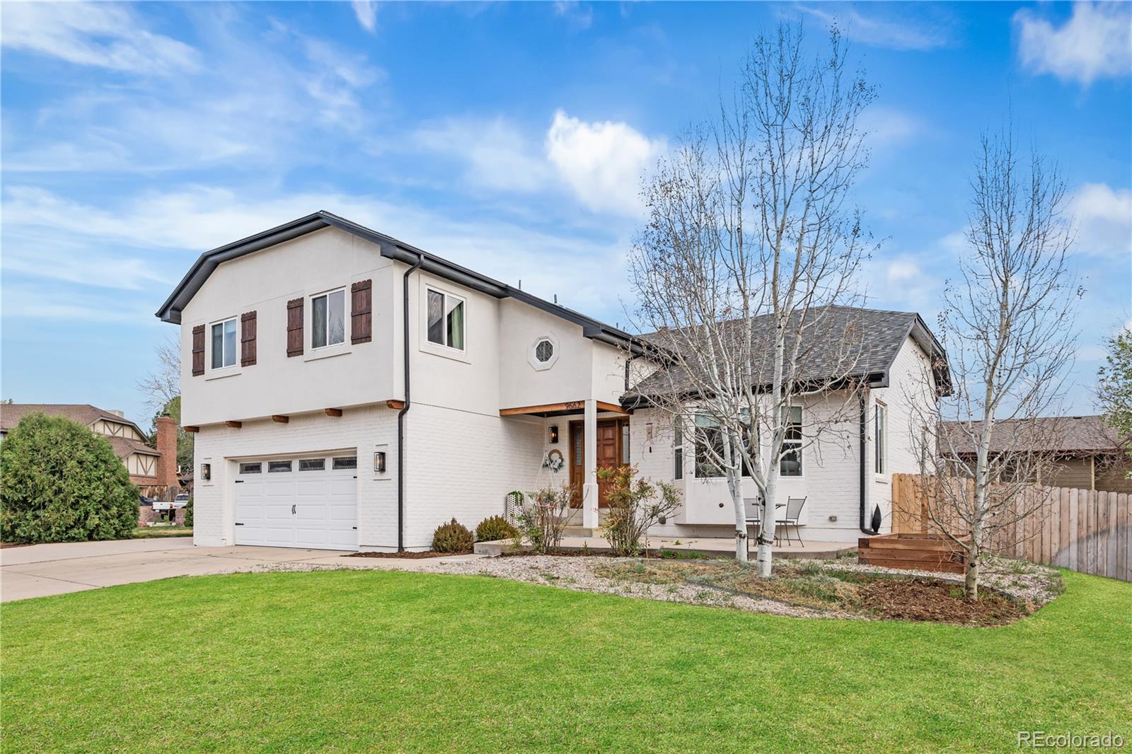 9662 W 69th Place