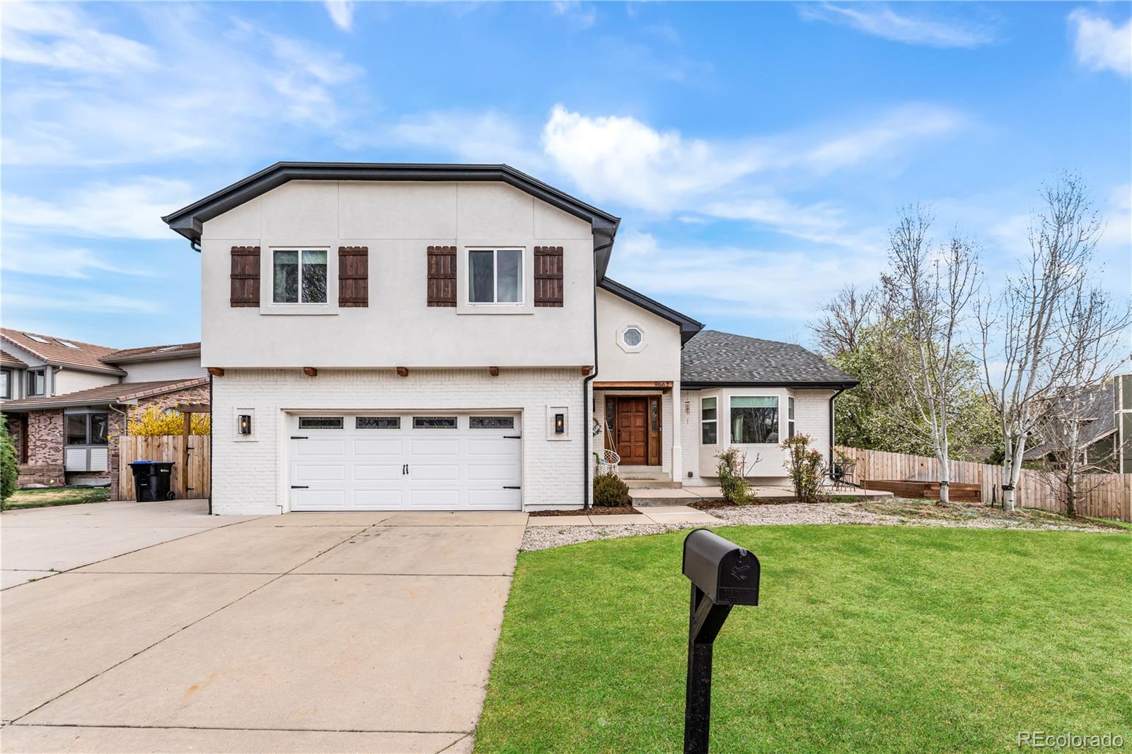 9662 W 69th Place