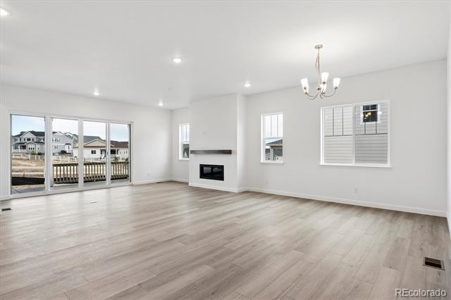 1693 Green Fern Point