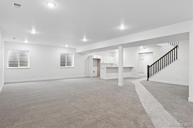 1693 Green Fern Point