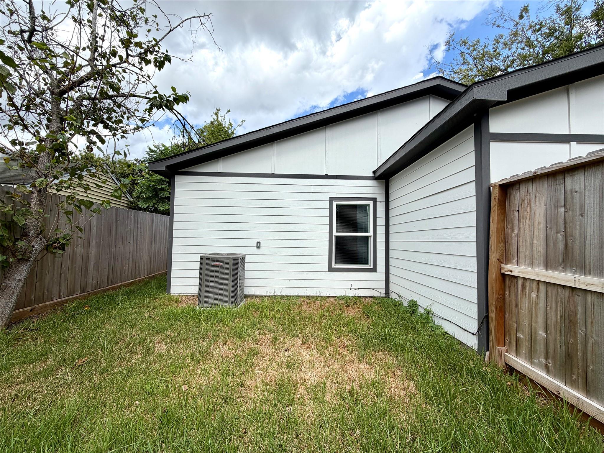 7486 Stanwick Drive # B