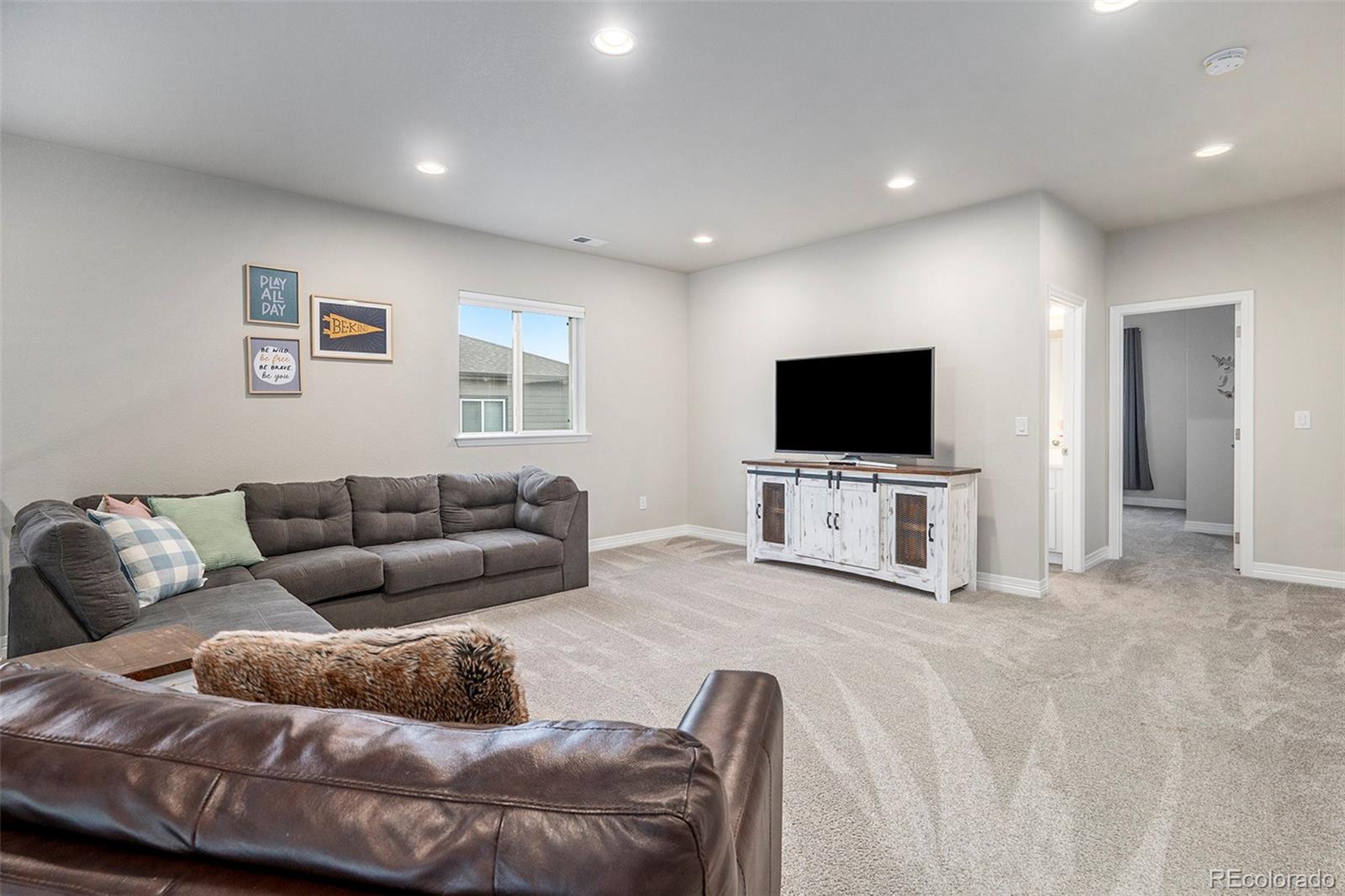 4117 Spanish Oaks Way