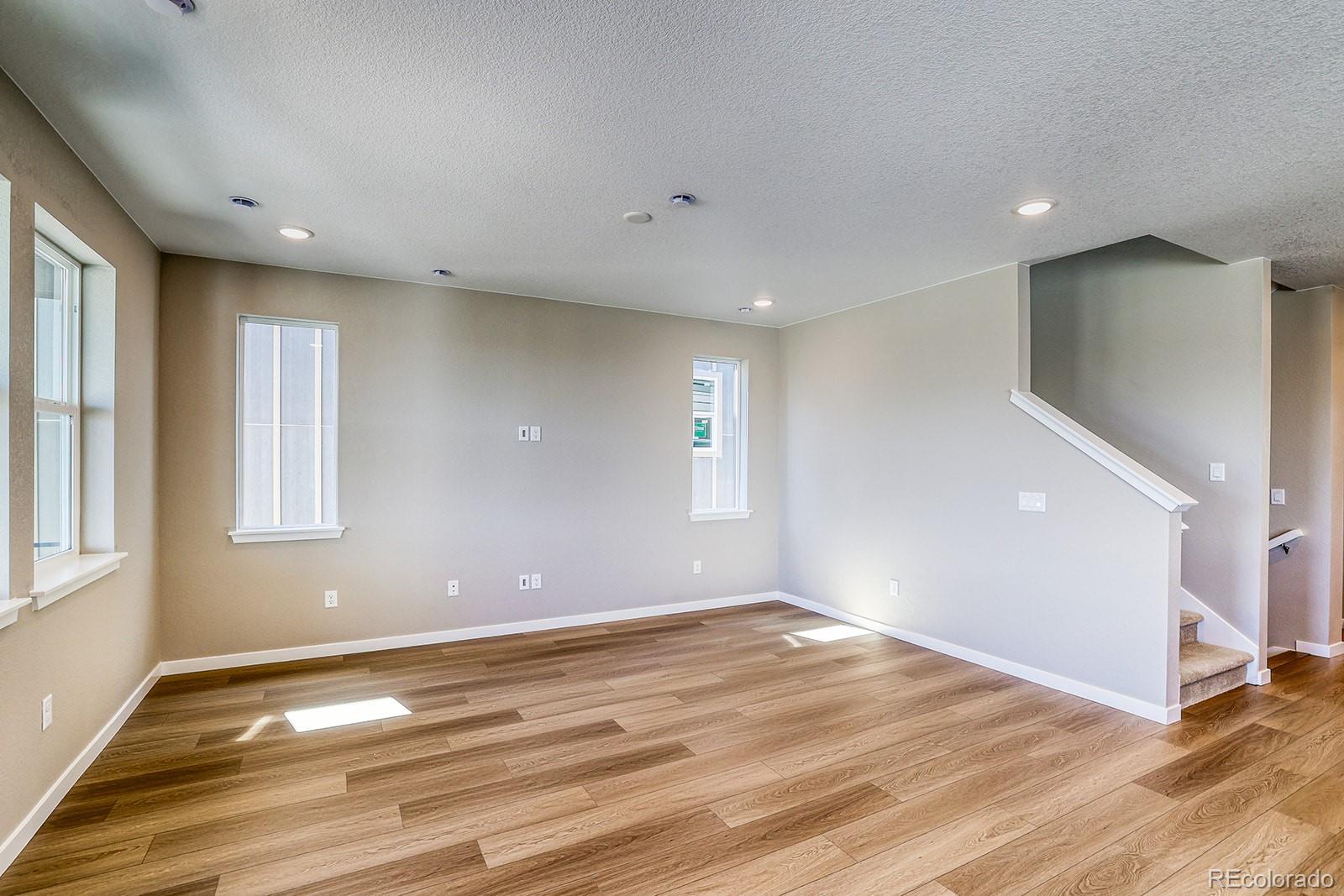 8633 Middle Fork Street
