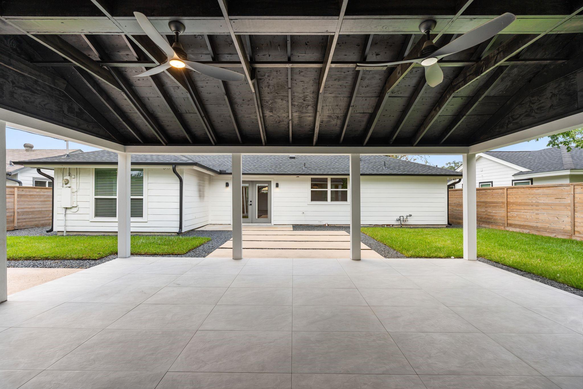 1910 Lynnview Drive