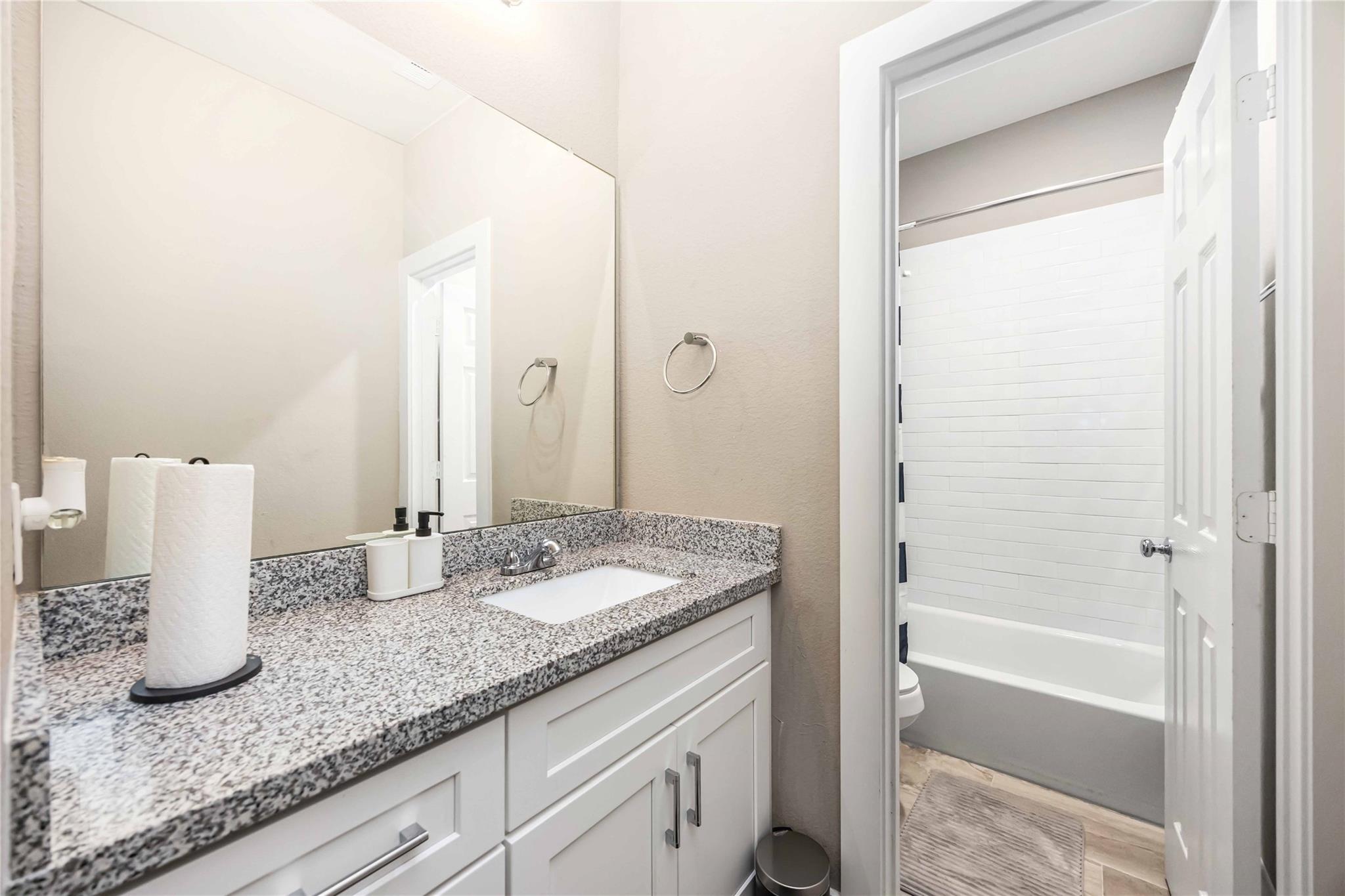 5023 Mallow Street Unit: A/B