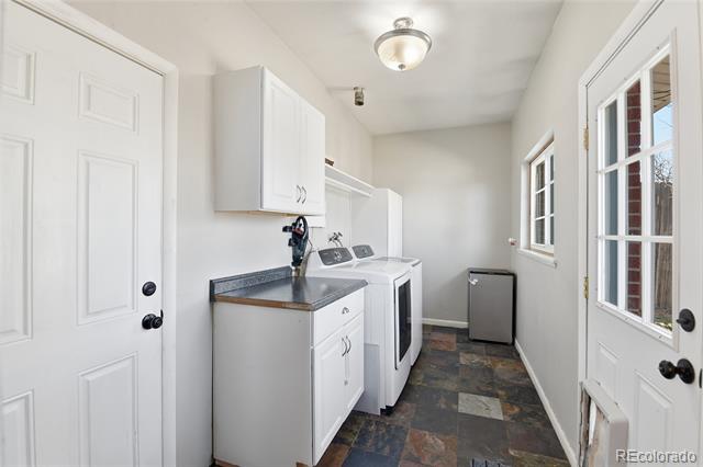 1021 W 100th Avenue