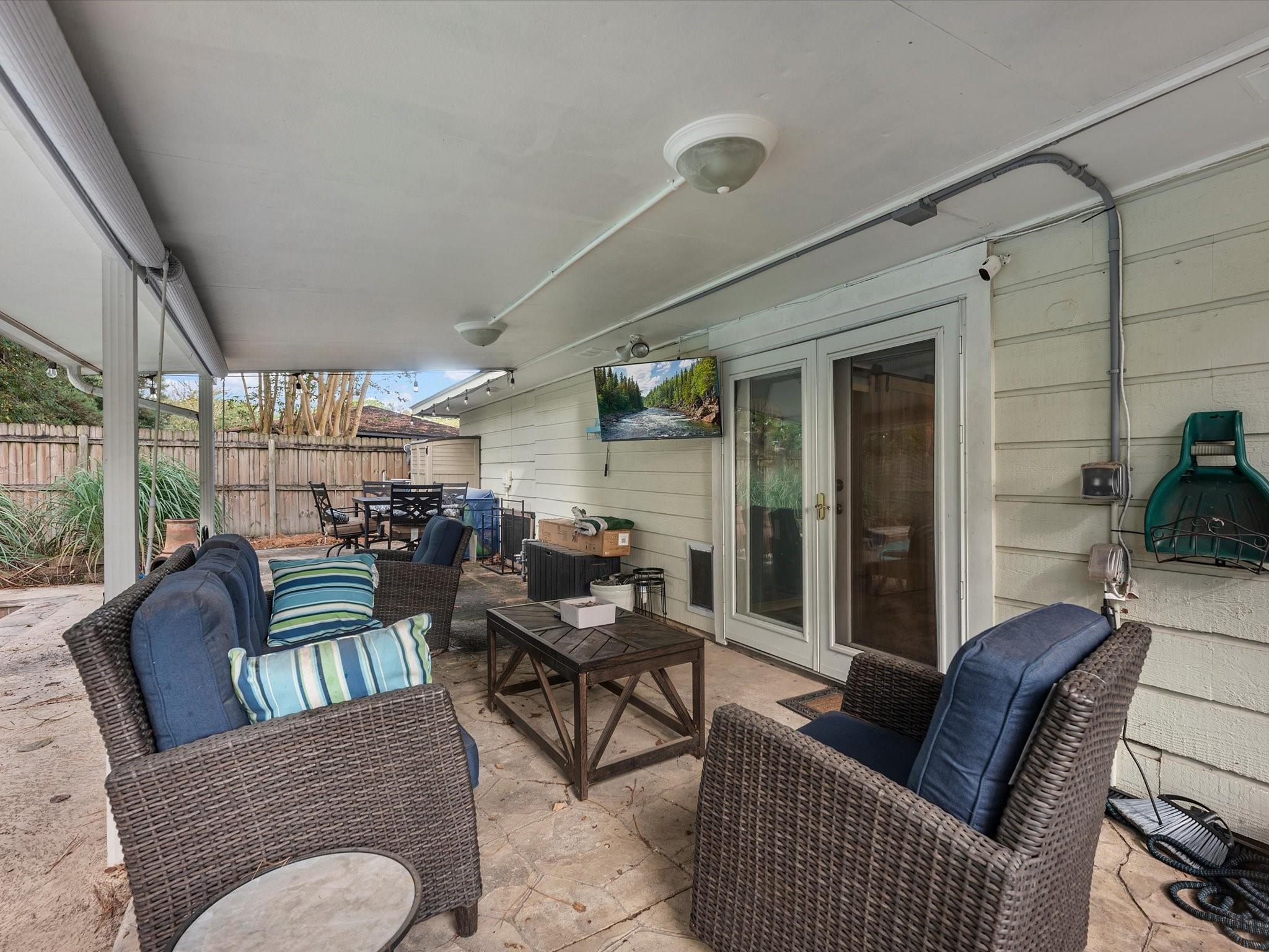 7518 Pin Oak Drive