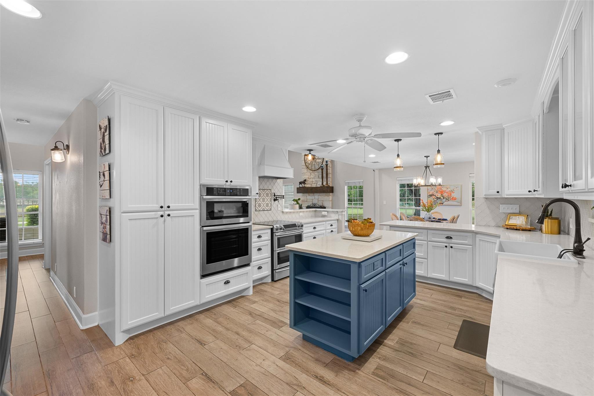 577 Herron TRL, McDade