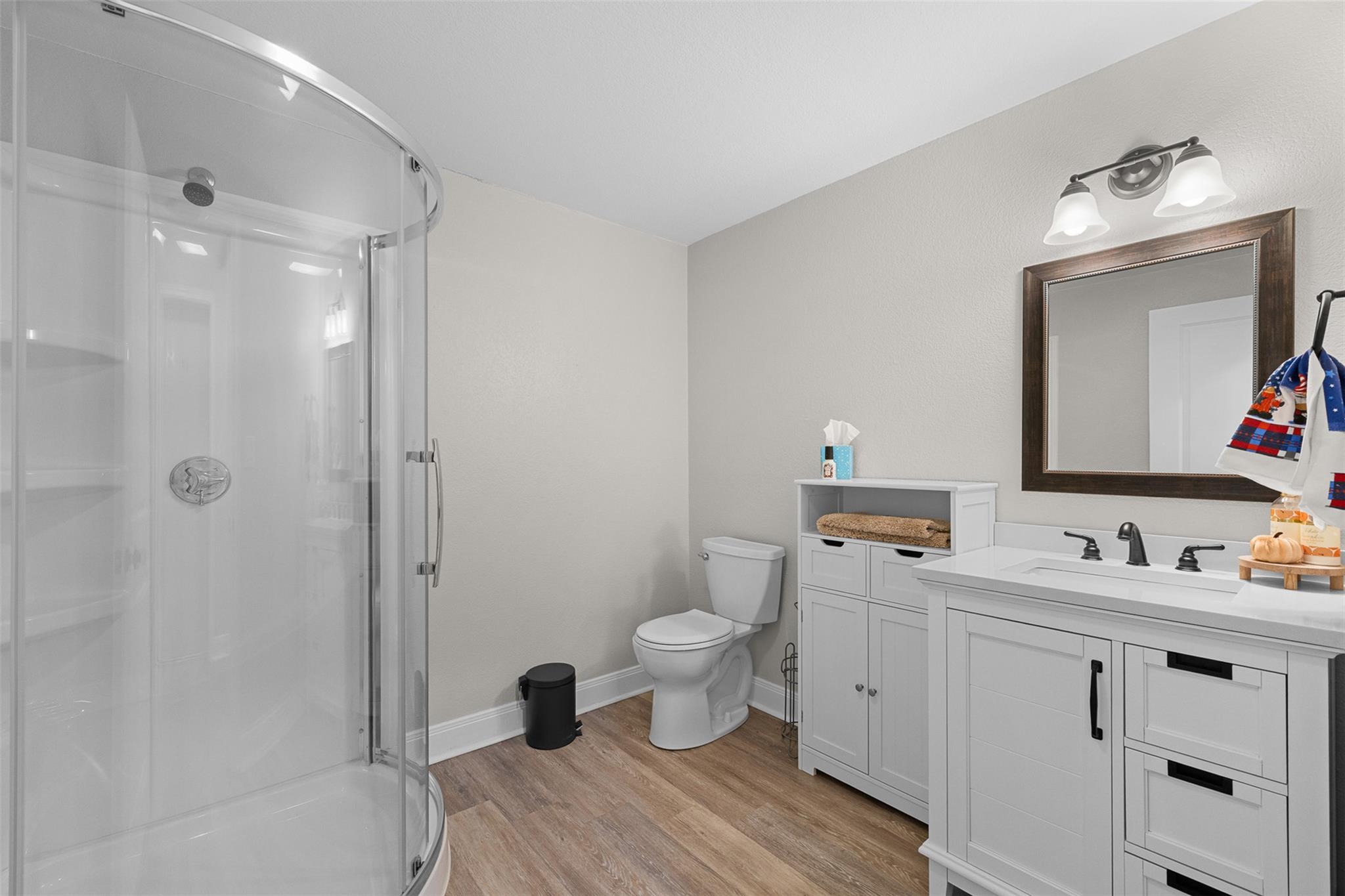577 Herron TRL, McDade