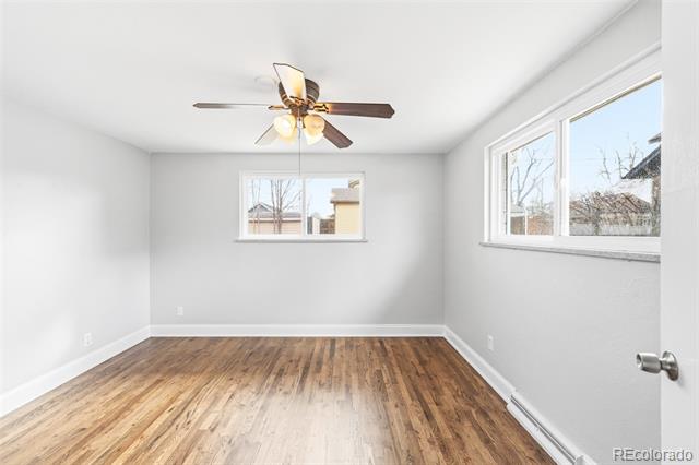 2258-2268 W Maplewood Avenue