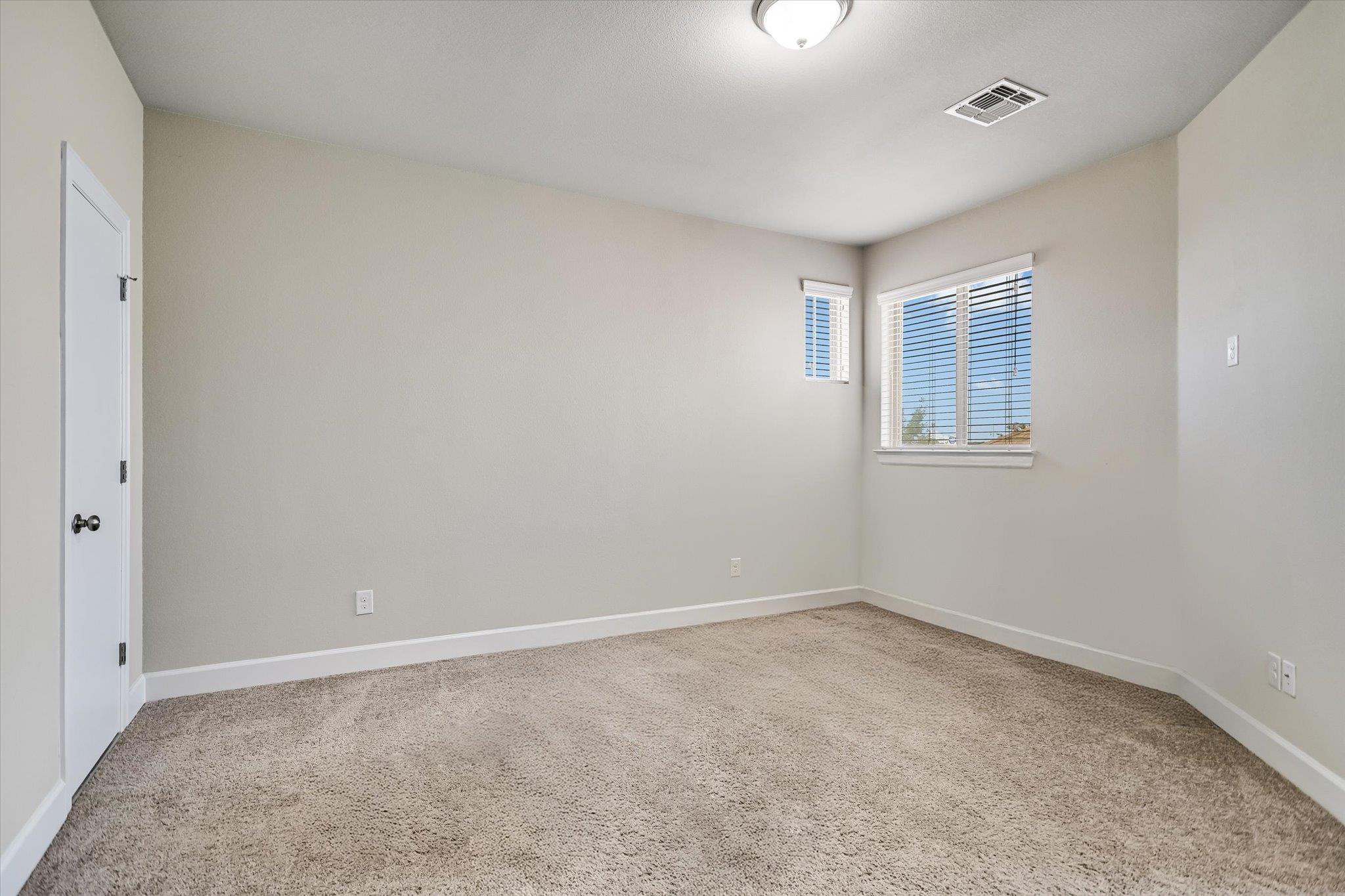 3236 Hidalgo LOOP