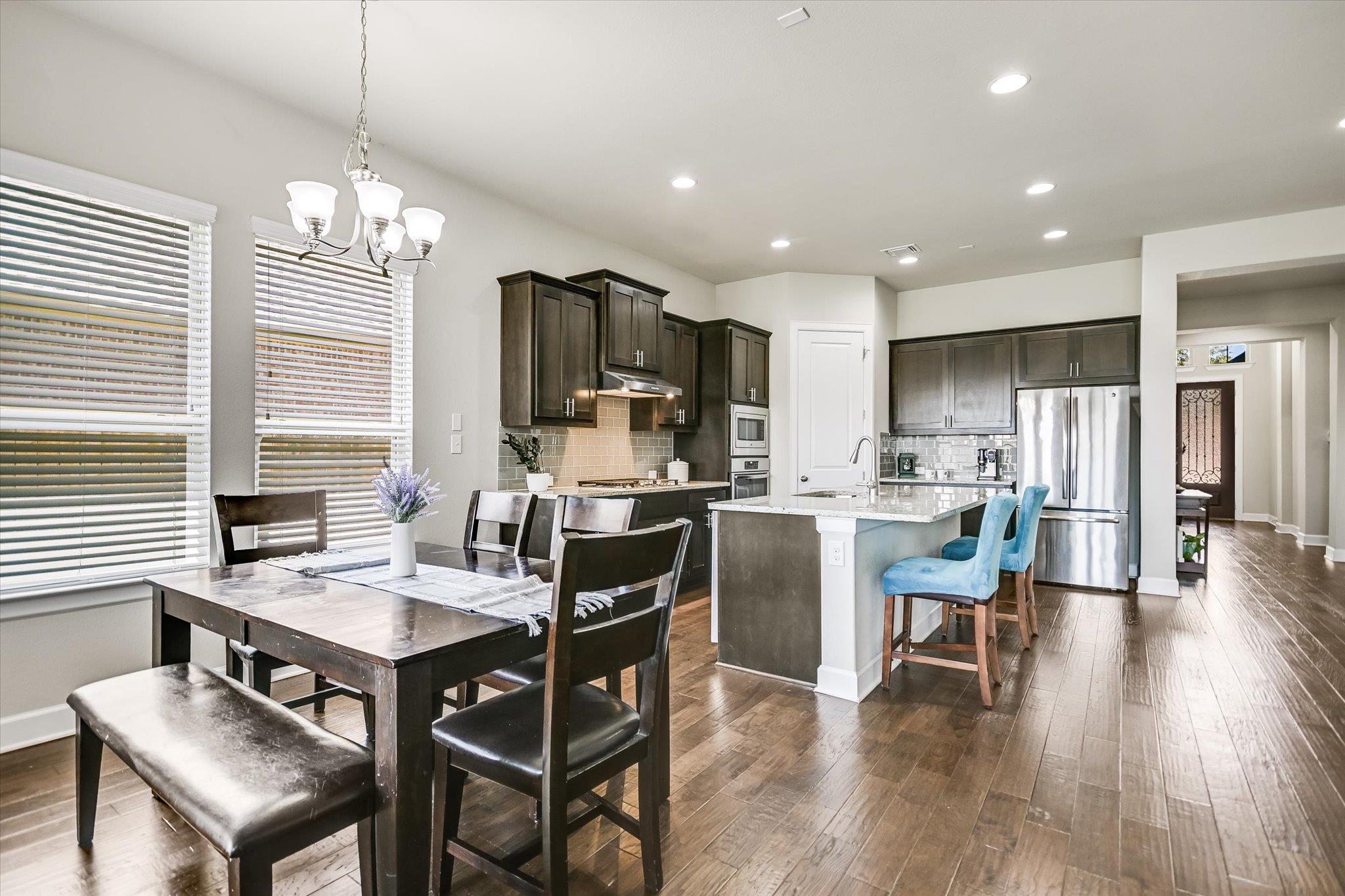 3236 Hidalgo LOOP