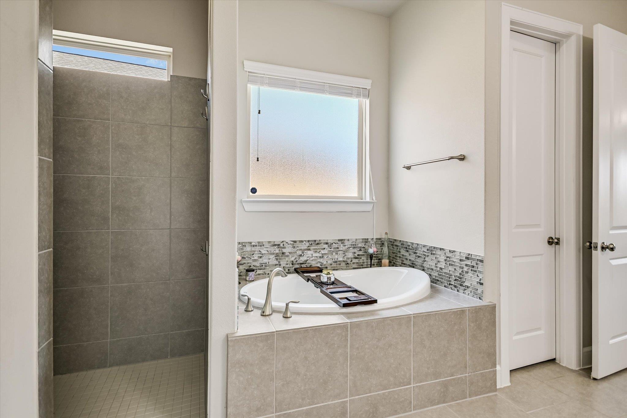 3236 Hidalgo LOOP