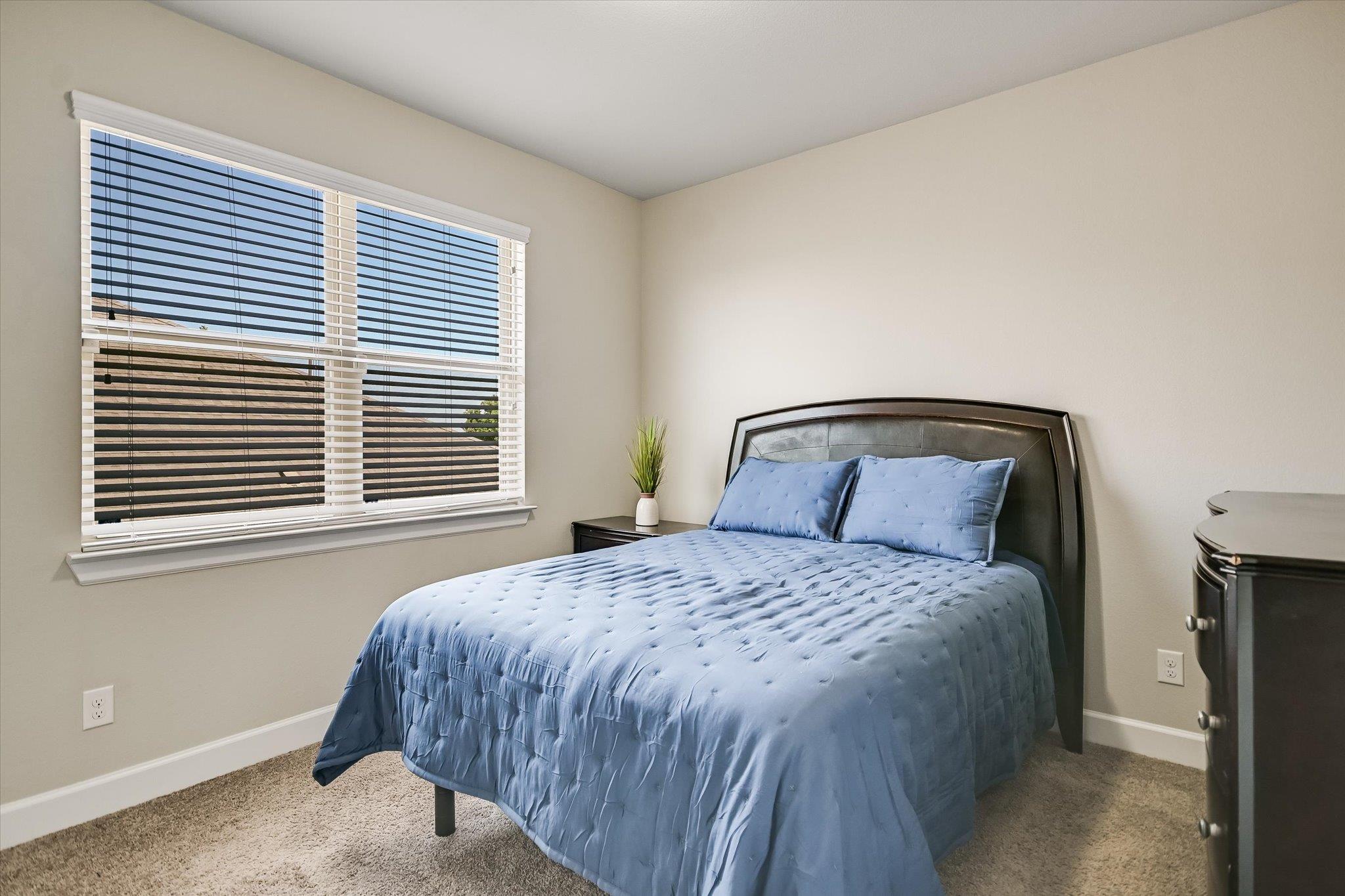 3236 Hidalgo LOOP