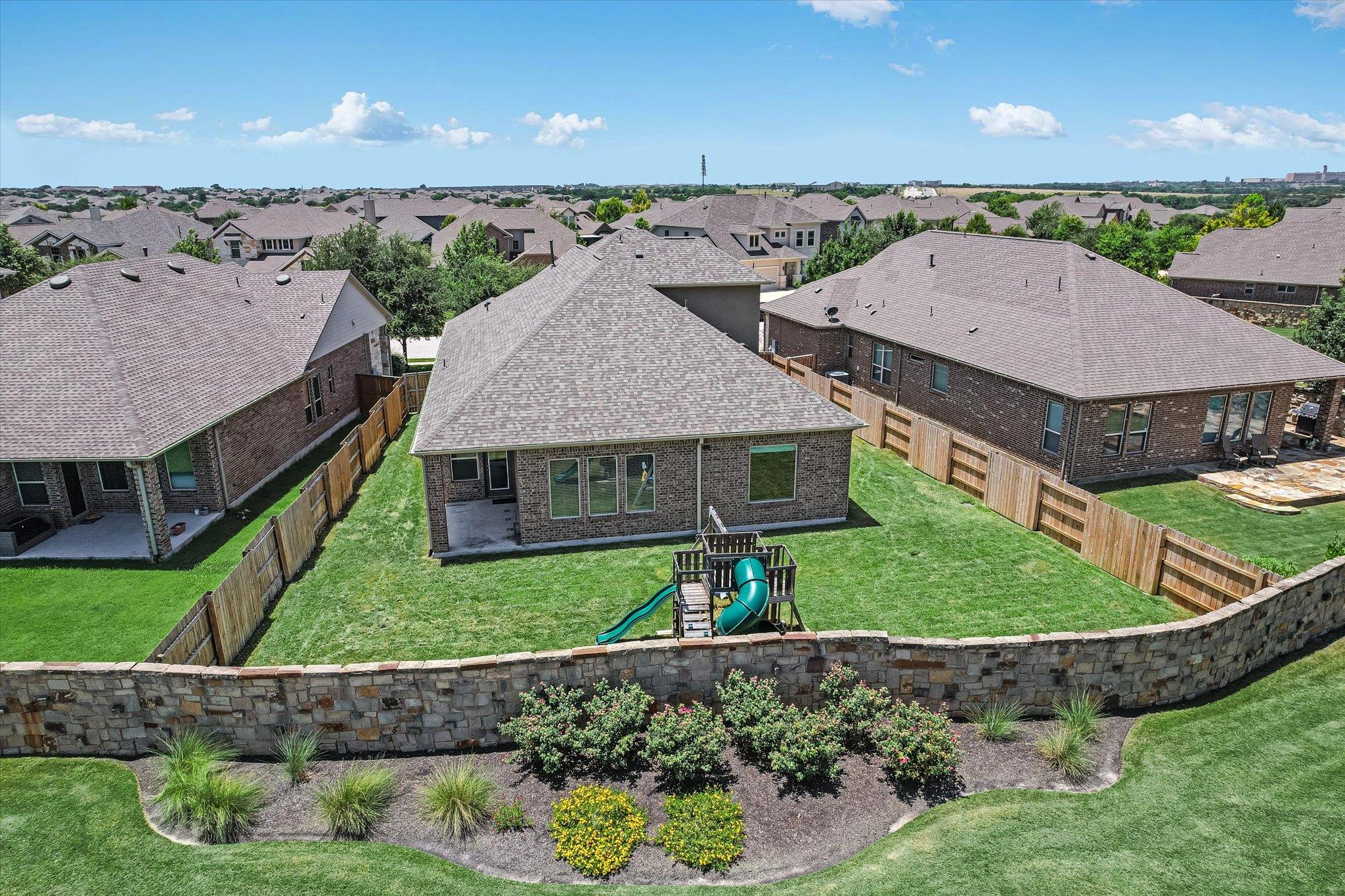 3236 Hidalgo LOOP